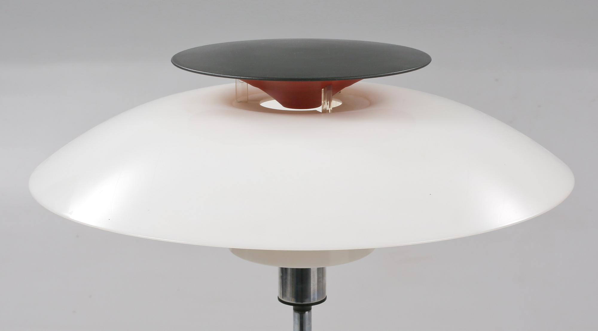 GOLVLAMPA, "PH-80", Poul Henningsen för Louis Poulsen, 1900-talets andra hälft.