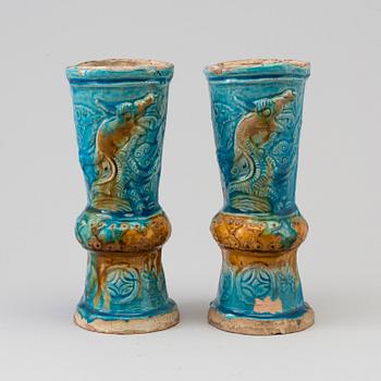 A pair of turkoise glazed alter vases, Ming dynasty (1368-1644).