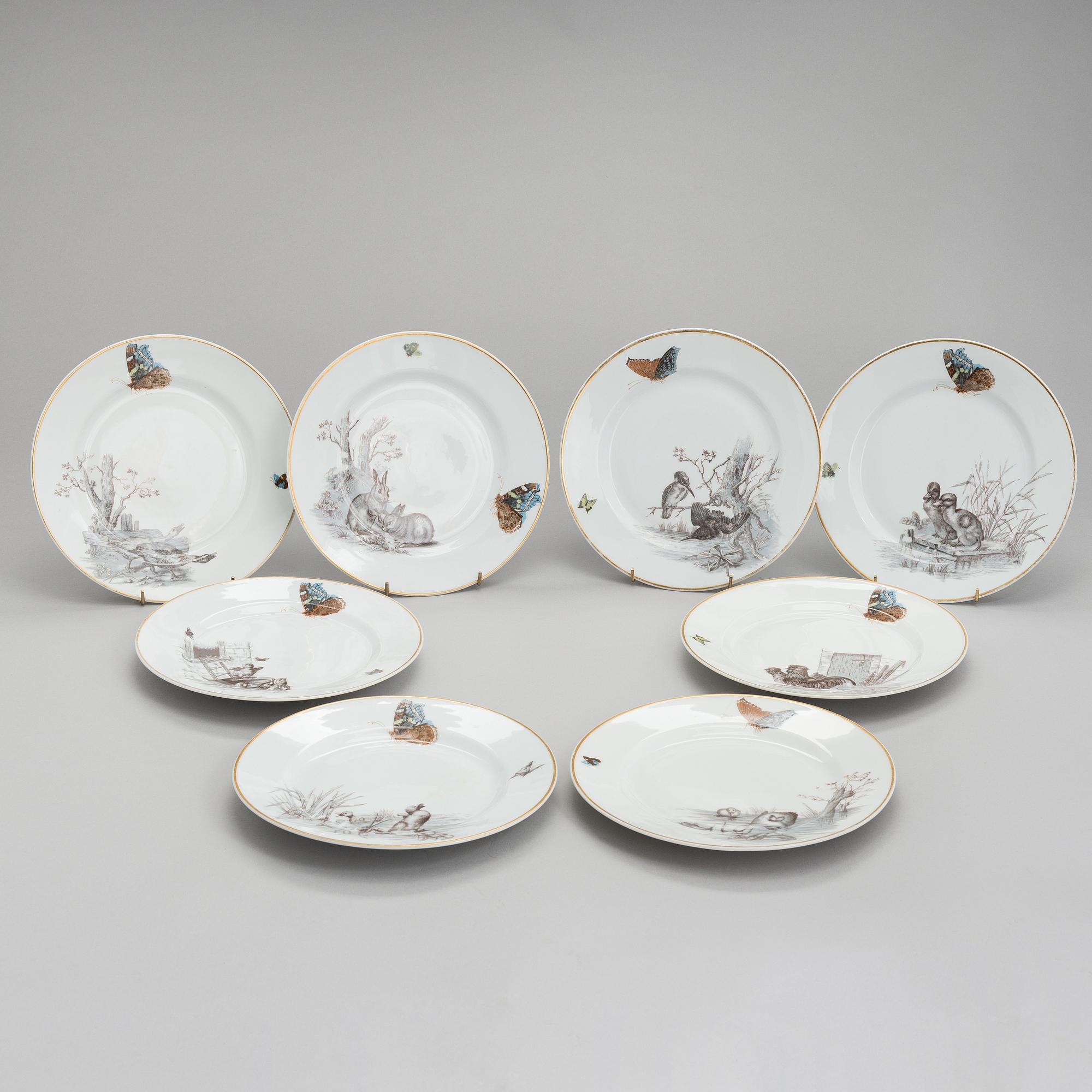 Set of eight Russin porcelain plates for Kornilov Brothers 1884-1917.