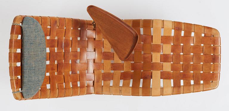 Arne Vodder, a natural brown leather lounge chair, Bovirke, Denmark 1950s.