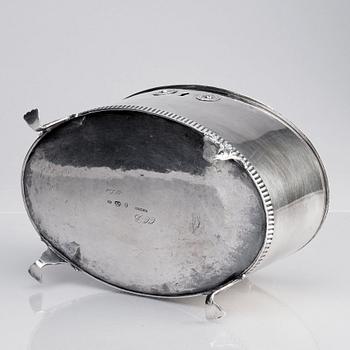 A Swedish early 19th century silver sugar-casket, mark of Adolf Zethelius, Stockholm 1819.