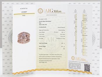 An 18K gold ring with diamonds ca. 3.00 ct in total according to certificate. AIG-certificate.