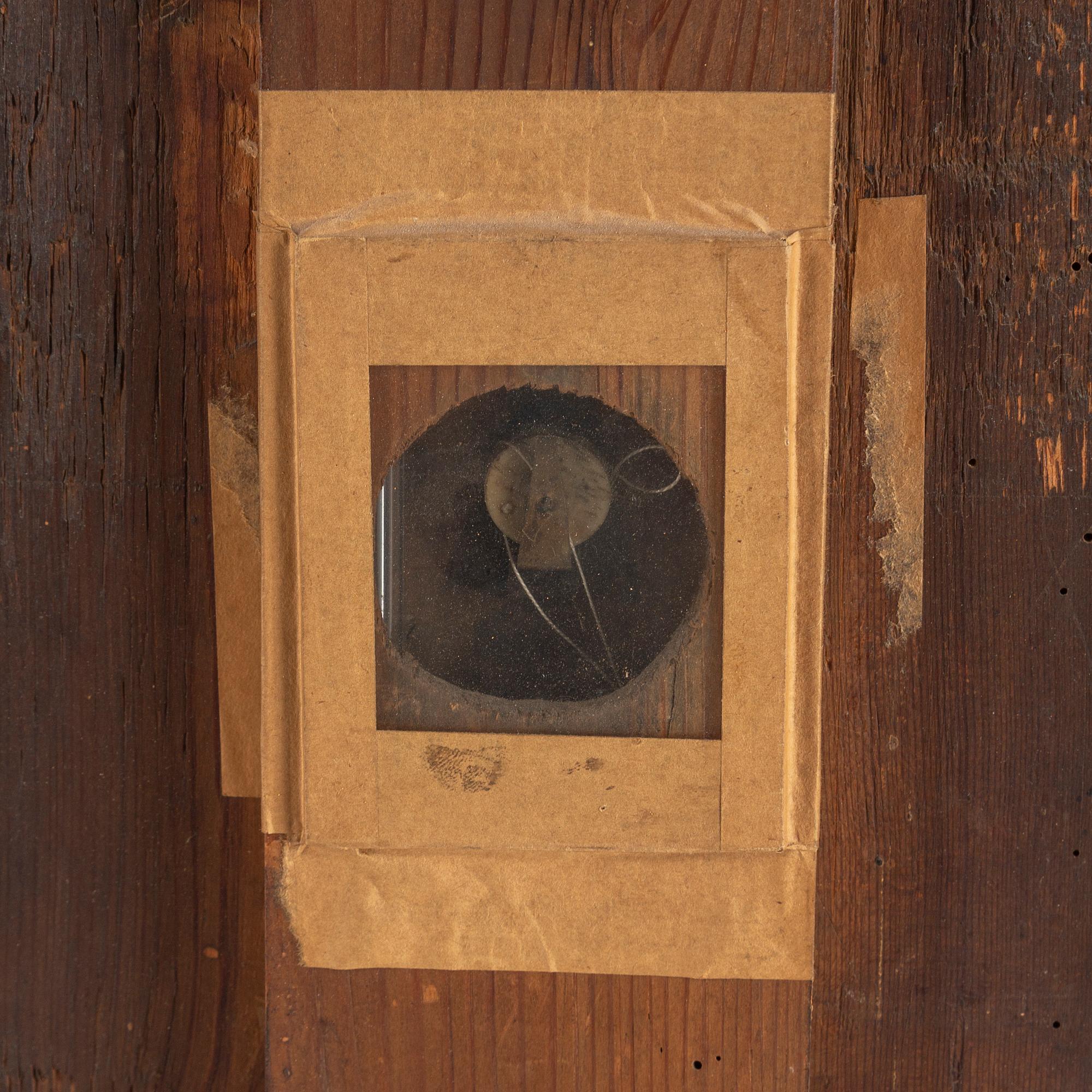 A late Gustavian Barometer from around the year 1800 by Iohannes Lerra.