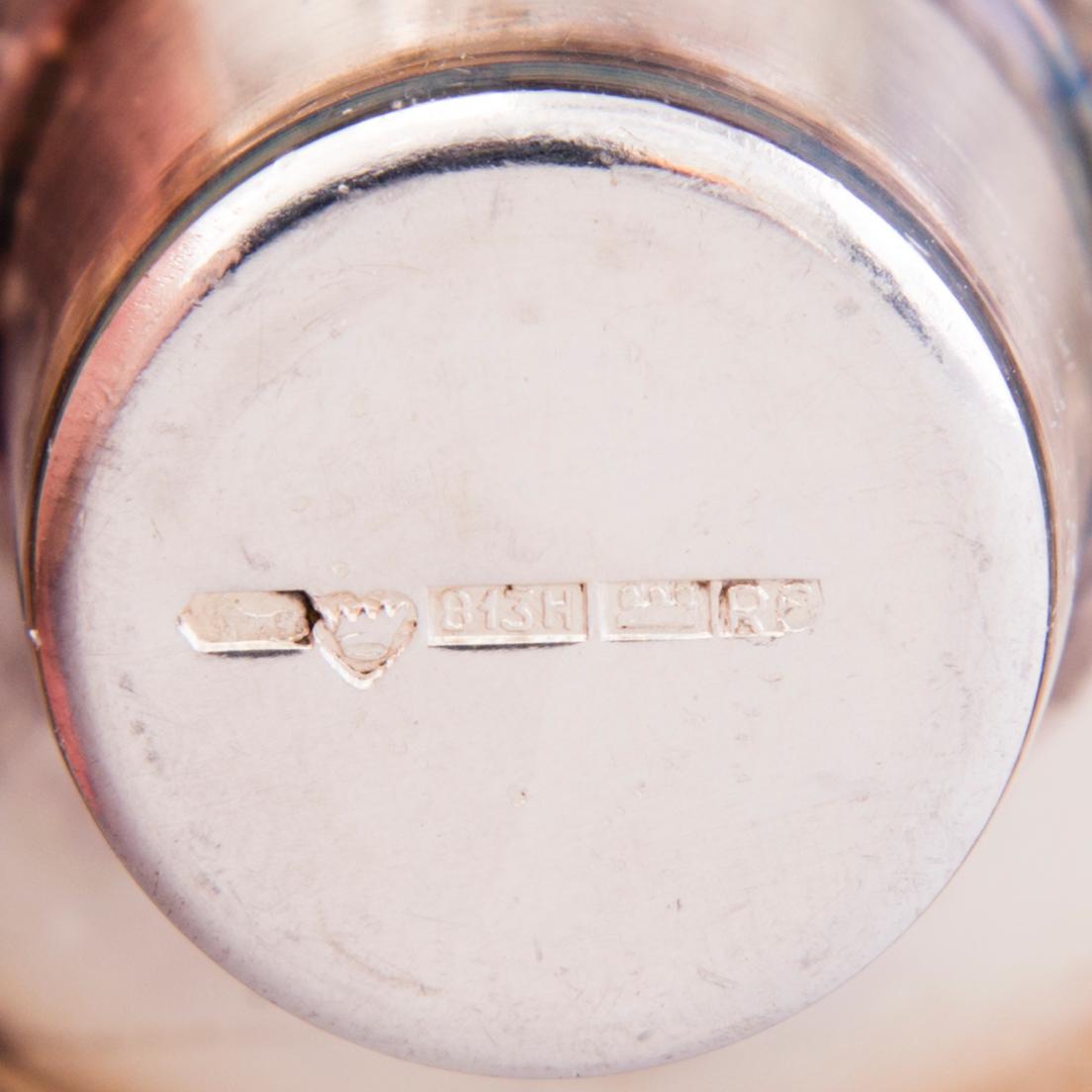 KYNNTILÄNJALKAPARI, hopeaa, rokokootyyli, Kultakeskus Oy, Hämeenlinna, Suomi, 1946.