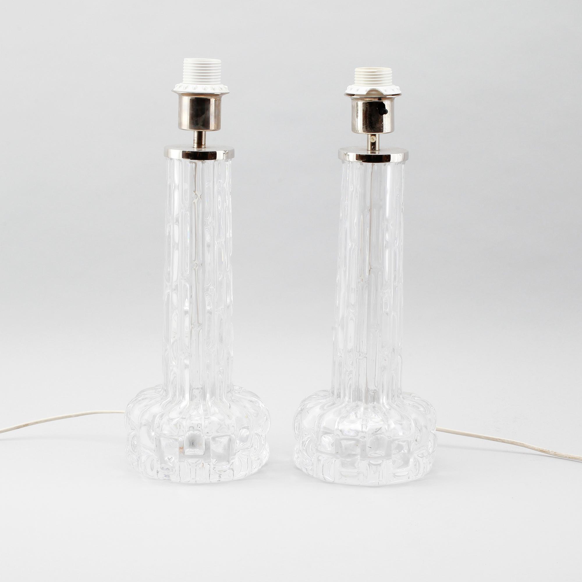 BORDSLAMPOR, 1 par, glas, Carl Fagerlund, Orrefors, 1900-talets andra hälft.