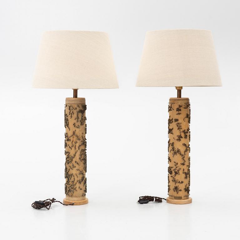 Bordslampor, ett par, samtida.