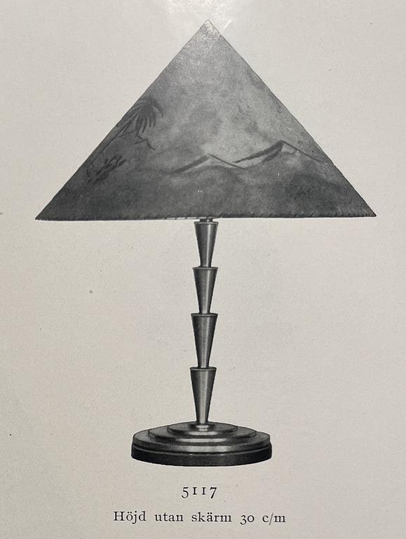 Sylvia Stave, attributed to, a rare table lamp model "5117", C.G. Hallberg, Stockholm, 1930s.