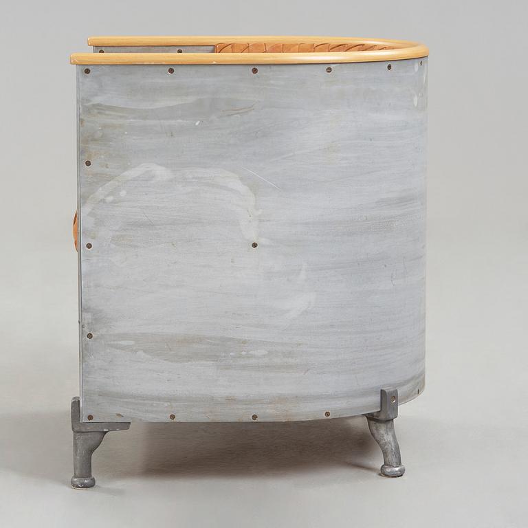 MATS THESELIUS, "Aluminiumfåtöljen", Källemo efter 1990.