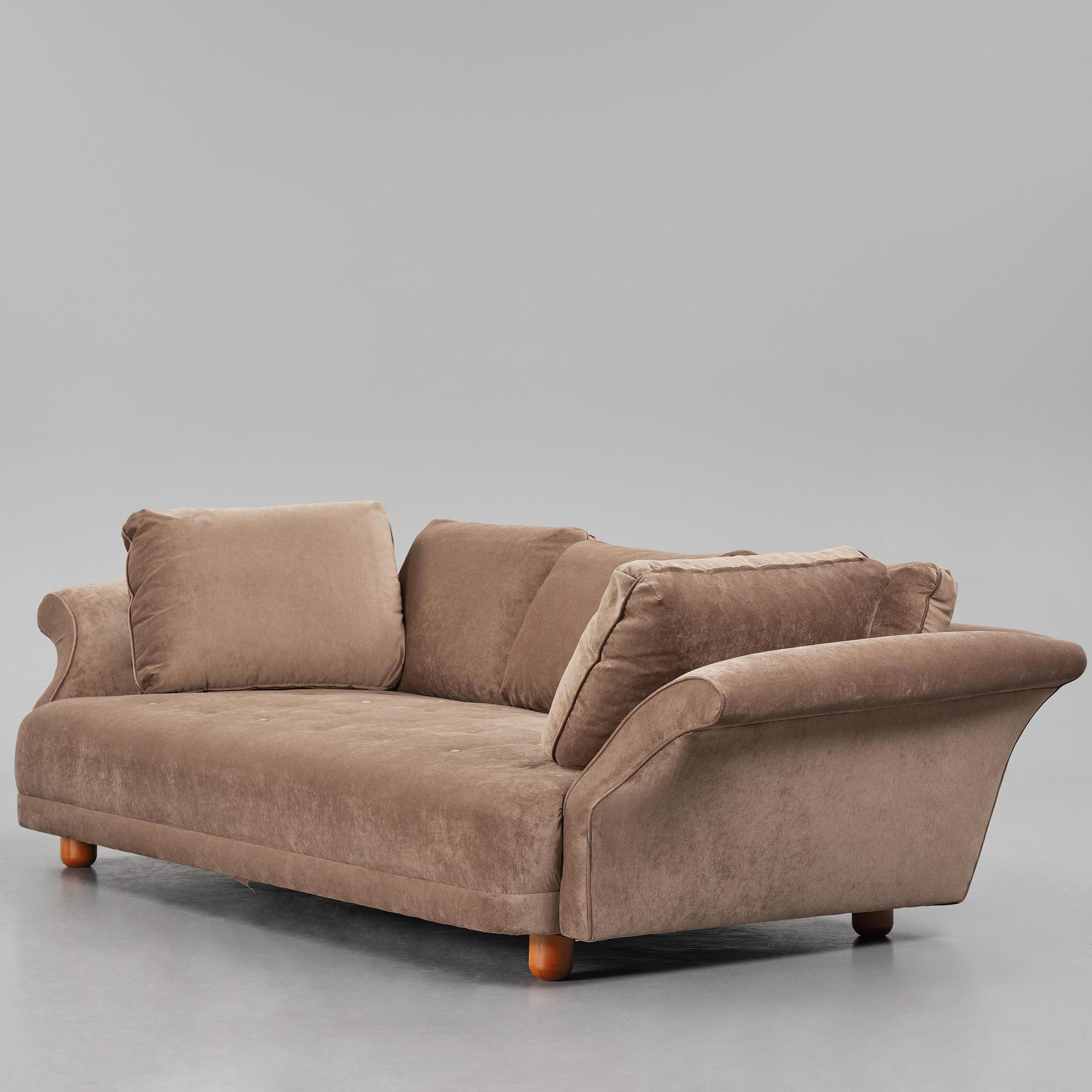 Josef Frank, a "Liljevalchs" sofa, Firma Svenskt Tenn.