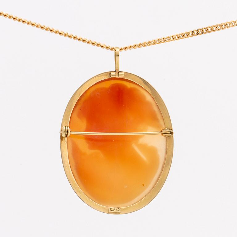 PENDANT w chain, 18K gold, shell cameo approx 3 x 2 cm.