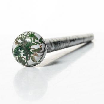 Skedar, sex stycken, and a cloisonne cane top, Japan, early 20th century.