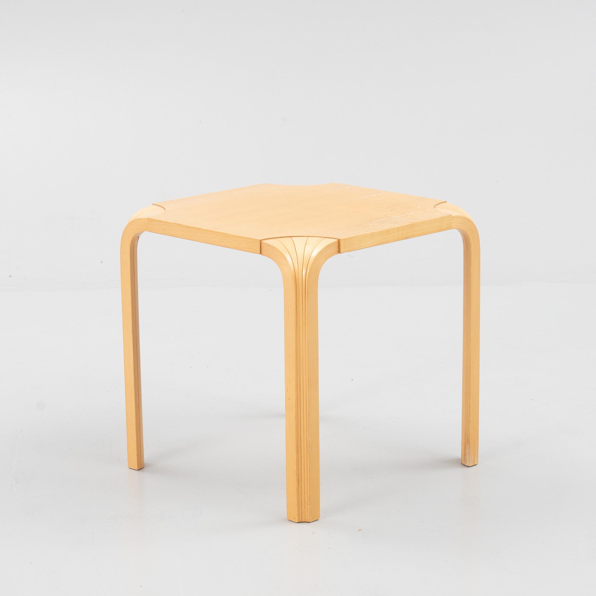 Alvar Aalto, pall X601, Artek.