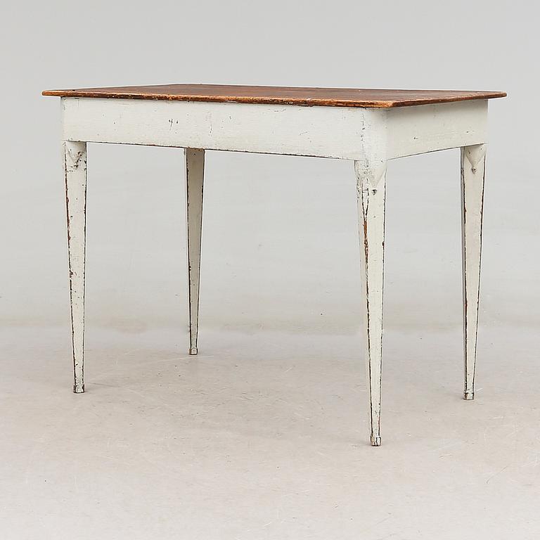 BORD, 1800-talets första hälft.