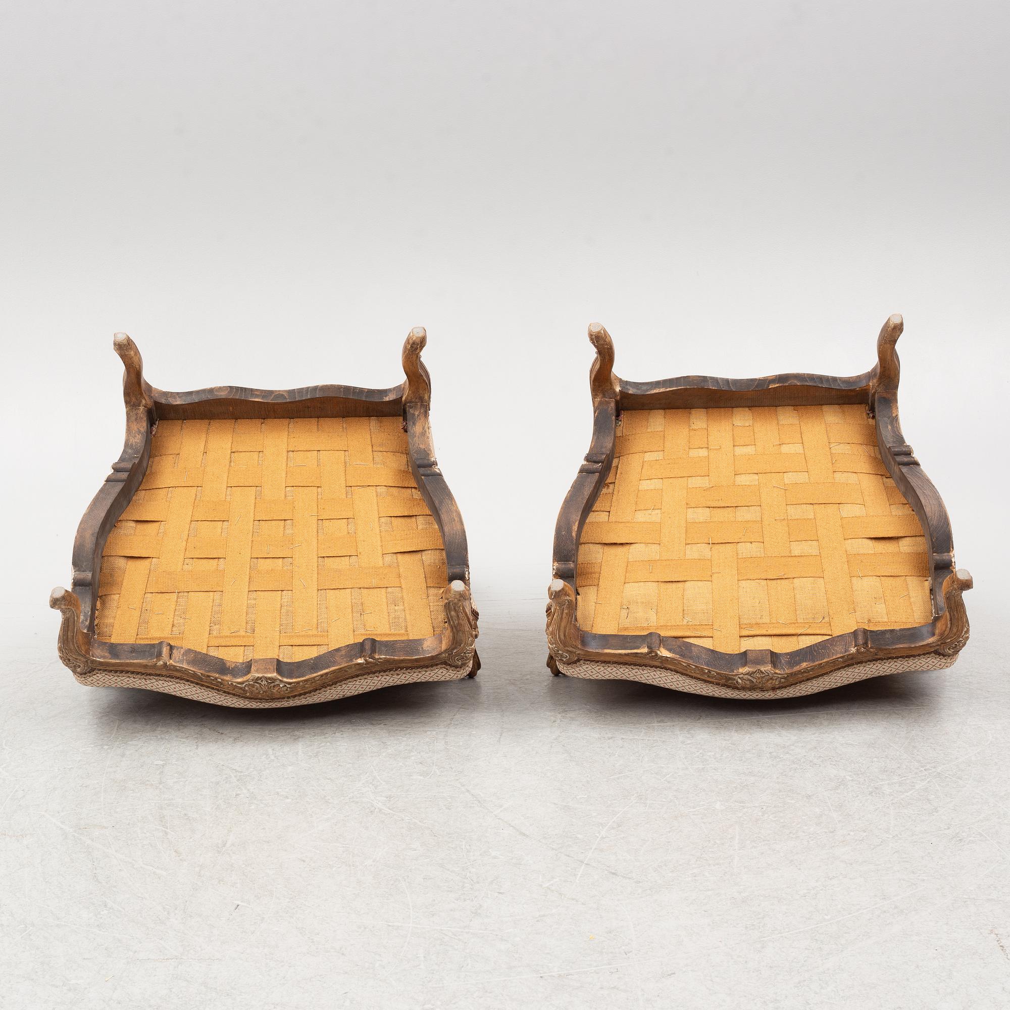 Bergèrer, ett par, Louis XV-stil, omkring år 1900.