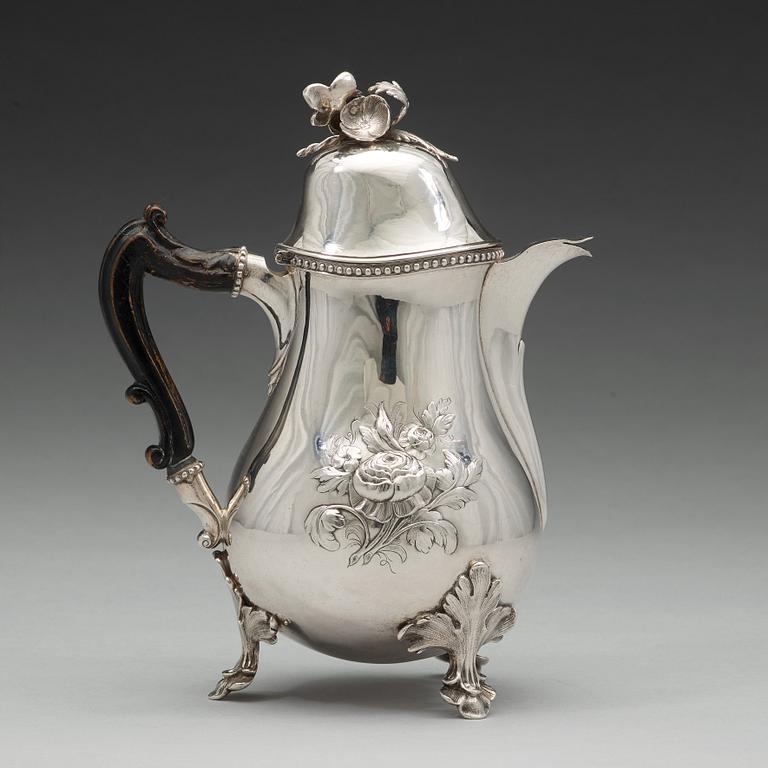 A Swedish 18th century silver coffee-pot, mark of Andreas Rönnov, Hälsingborg 1789.