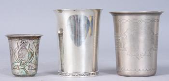 BÄGARE, 3 st, silver. Bla Borgila, Stockholm 1944.