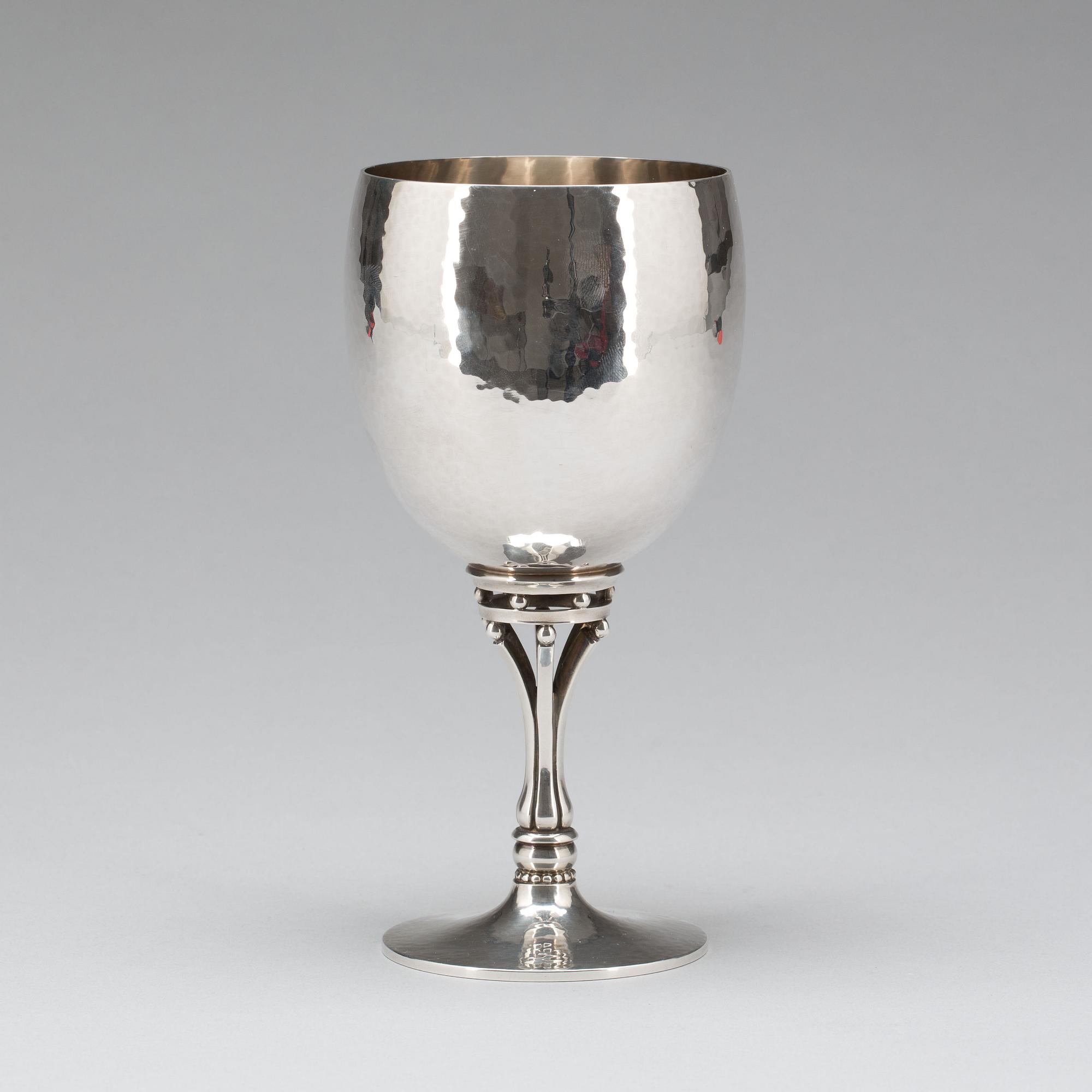 BÄGARE, Sterling. Georg Jensen, design Harald Nielsen. Ca 290 g.