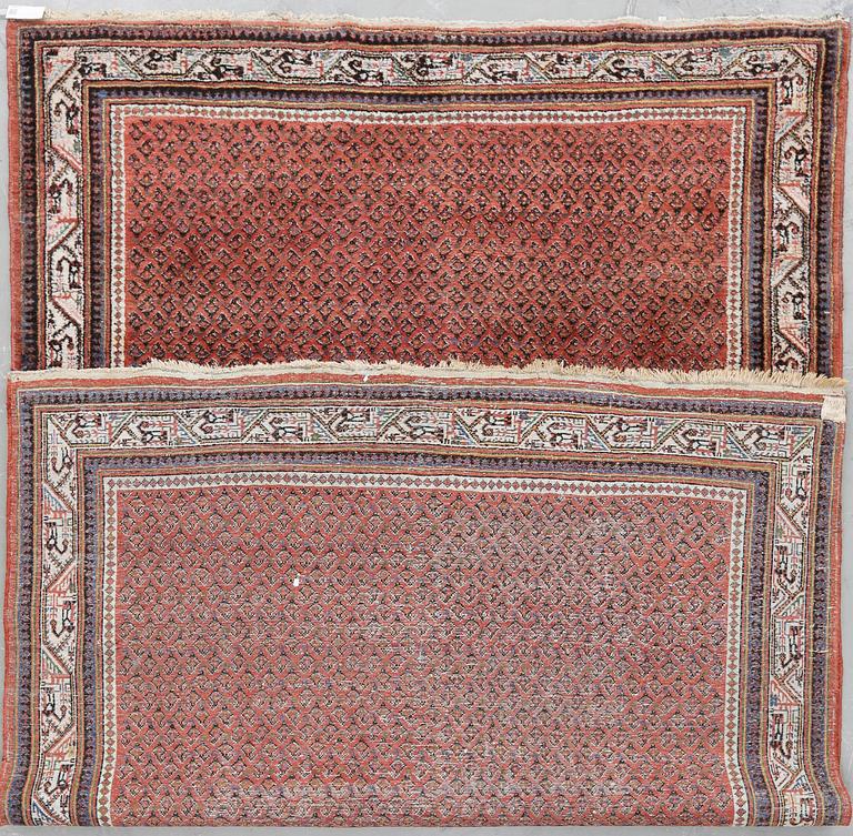 MATTA, semiantik/old Serabend. Ca 325 x 212 cm.