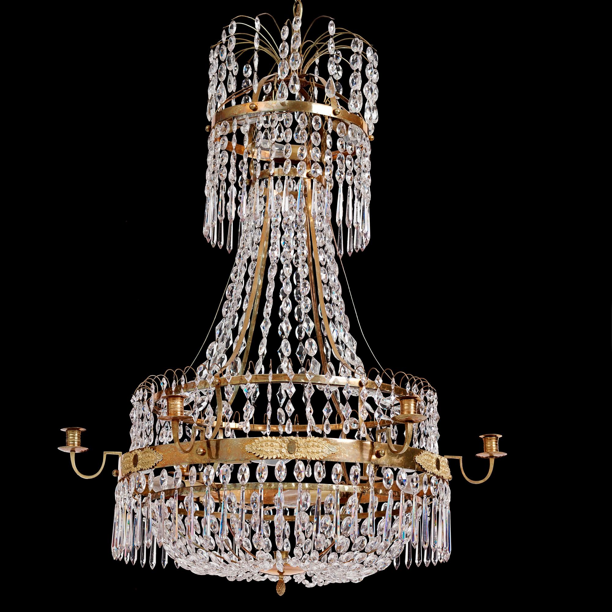 Ljuskrona, för sju ljus, Stockholmsarbete, omkring år 1800, Sengustaviansk.