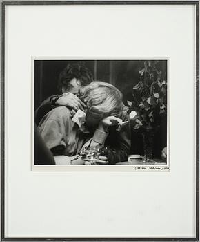 CHRISTER STRÖMHOLM, Gelatinsilverfotografi, Utan titel (Paret på La Methode), tidigt 1960-tal.