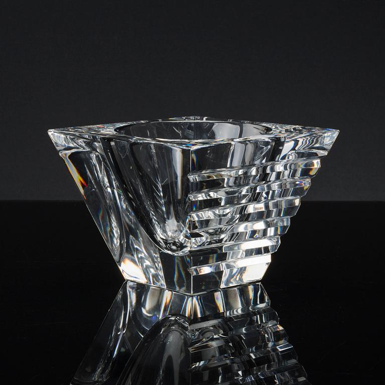 JAN JOHANSSON, glass bowl, signed Orrefors JJ 5023-12.