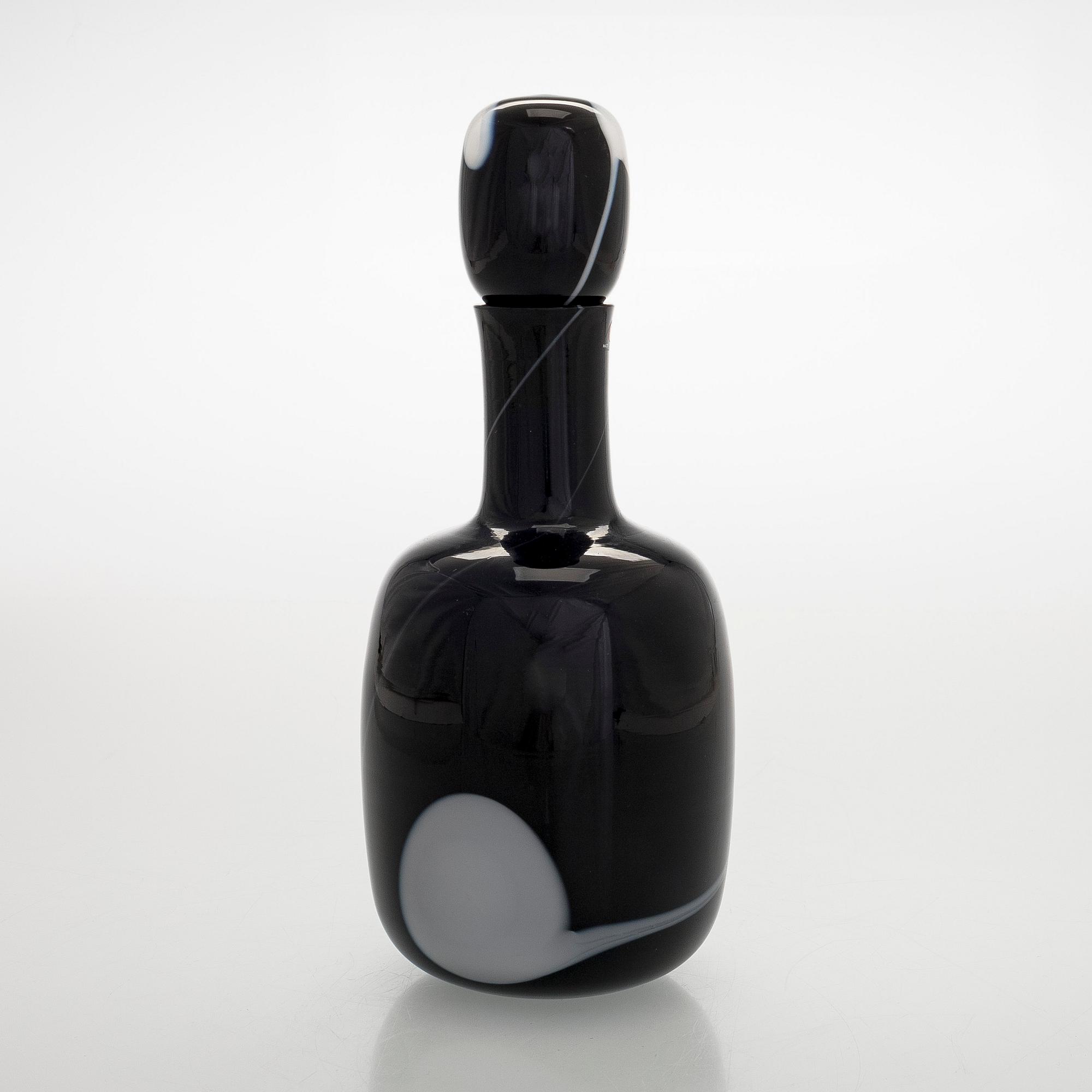 Timo Sarpaneva, a 'Blues' glass carafe, signed Timo Sarpaneva 5/1986.