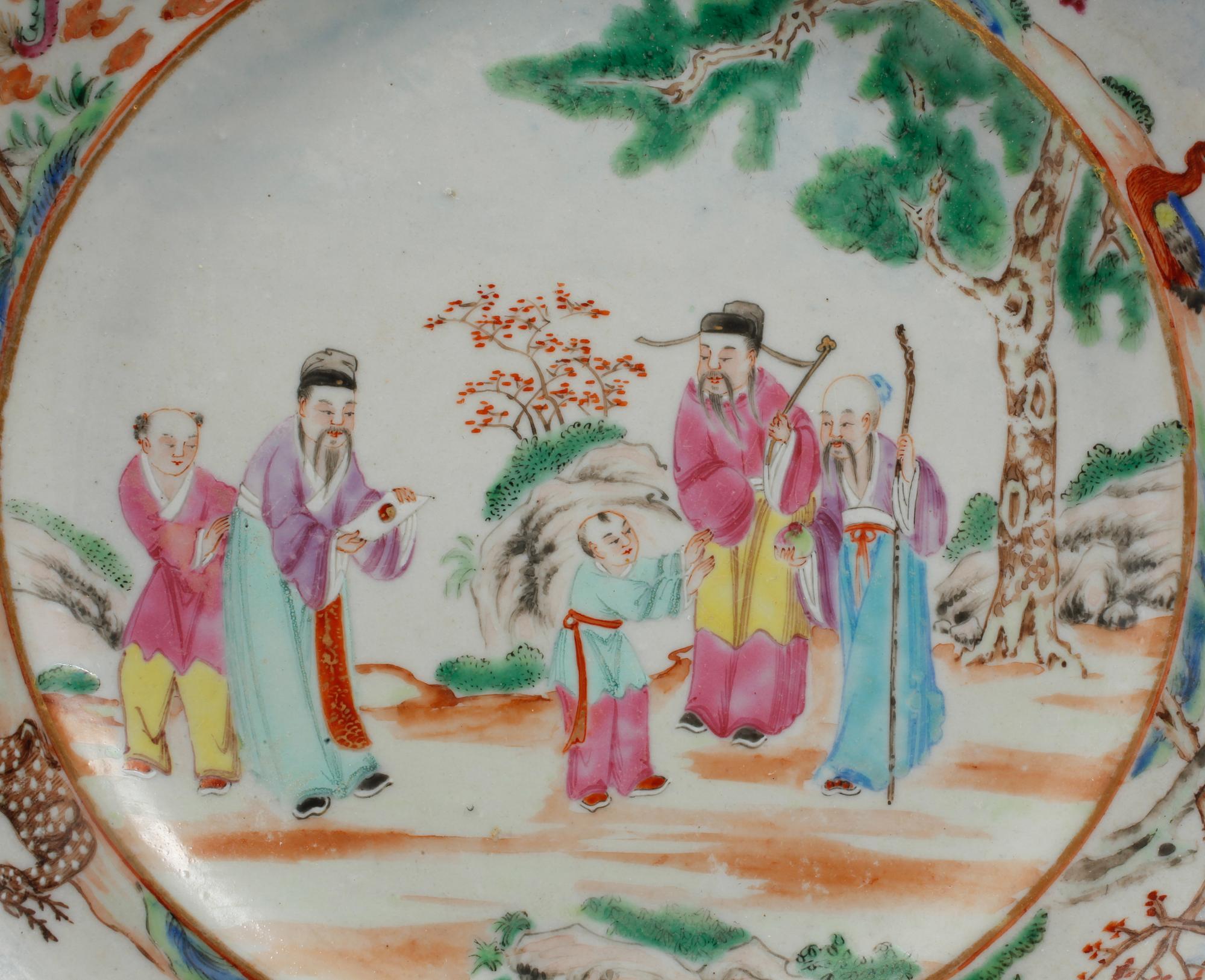 TALLRIKAR, 2 st, porslin, Kina, 1800-talets andra hälft.