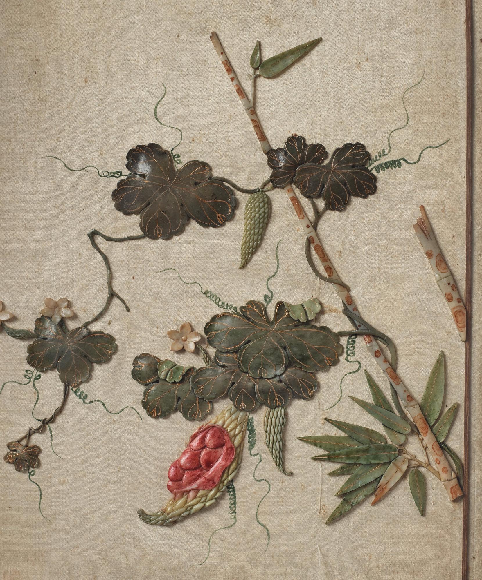 Reliefer, ett par, sten och siden. Qingdynastin (1644-1912).