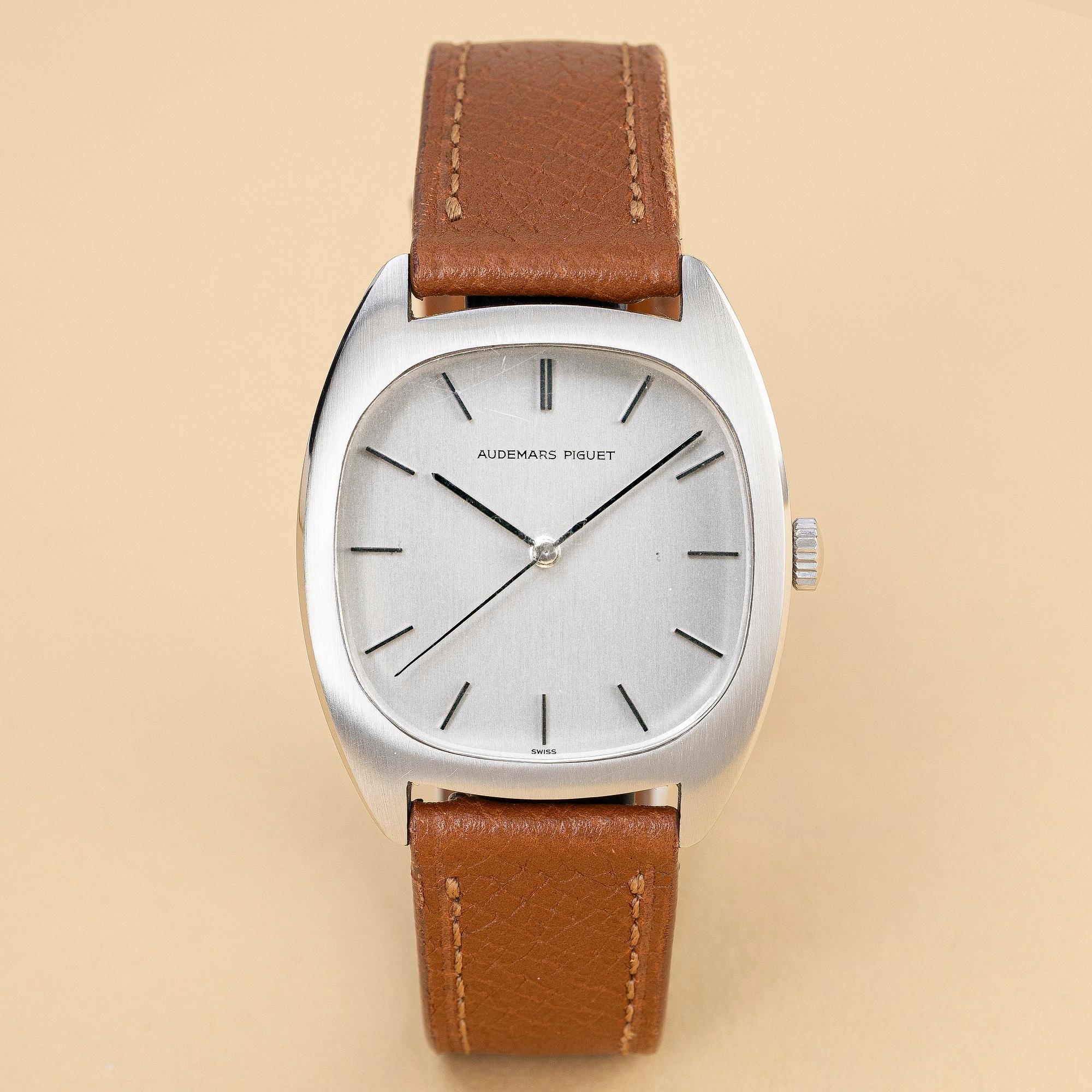 Audemars Piguet, "Tonneau", "Steel Case", ca 1973.