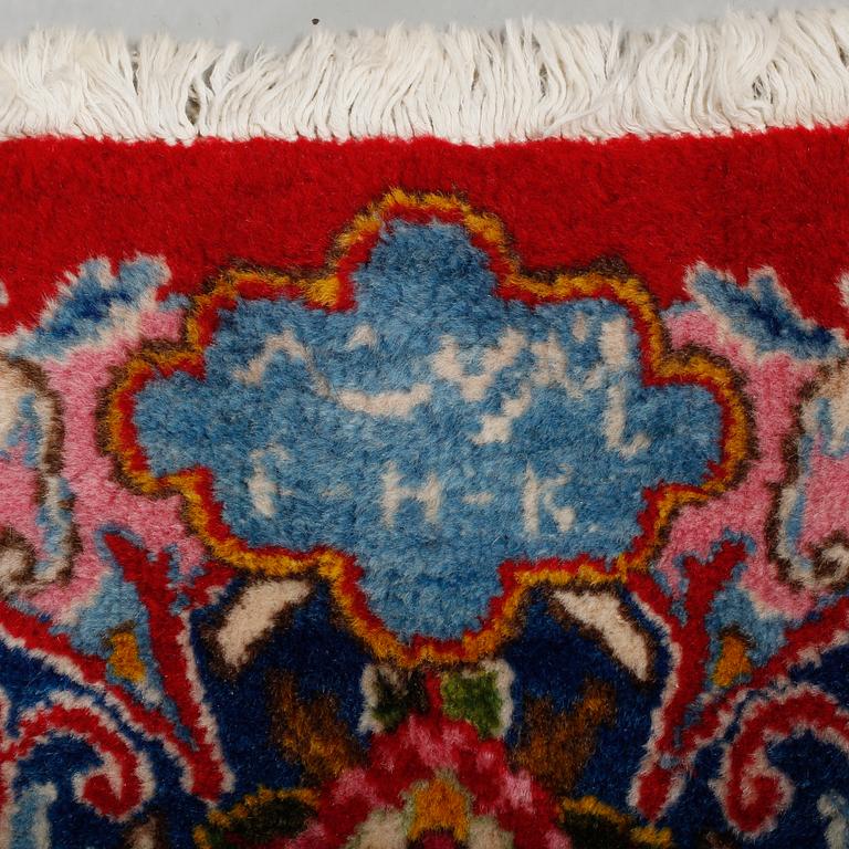 MATTA, Kirman, old, signerad, ca 410 x 290 cm.