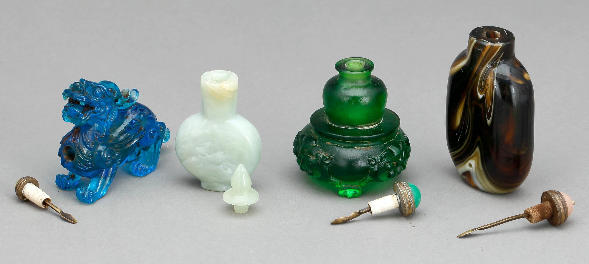 SNUSFLASKKOR, 4 st, glas, nefrit, Kina.