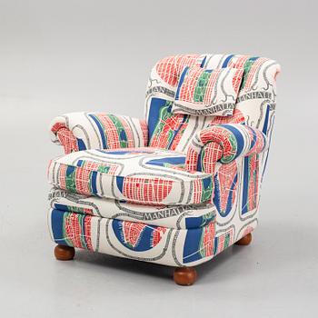 Josef Frank, a model 336 armchair, Firma Svenskt Tenn.