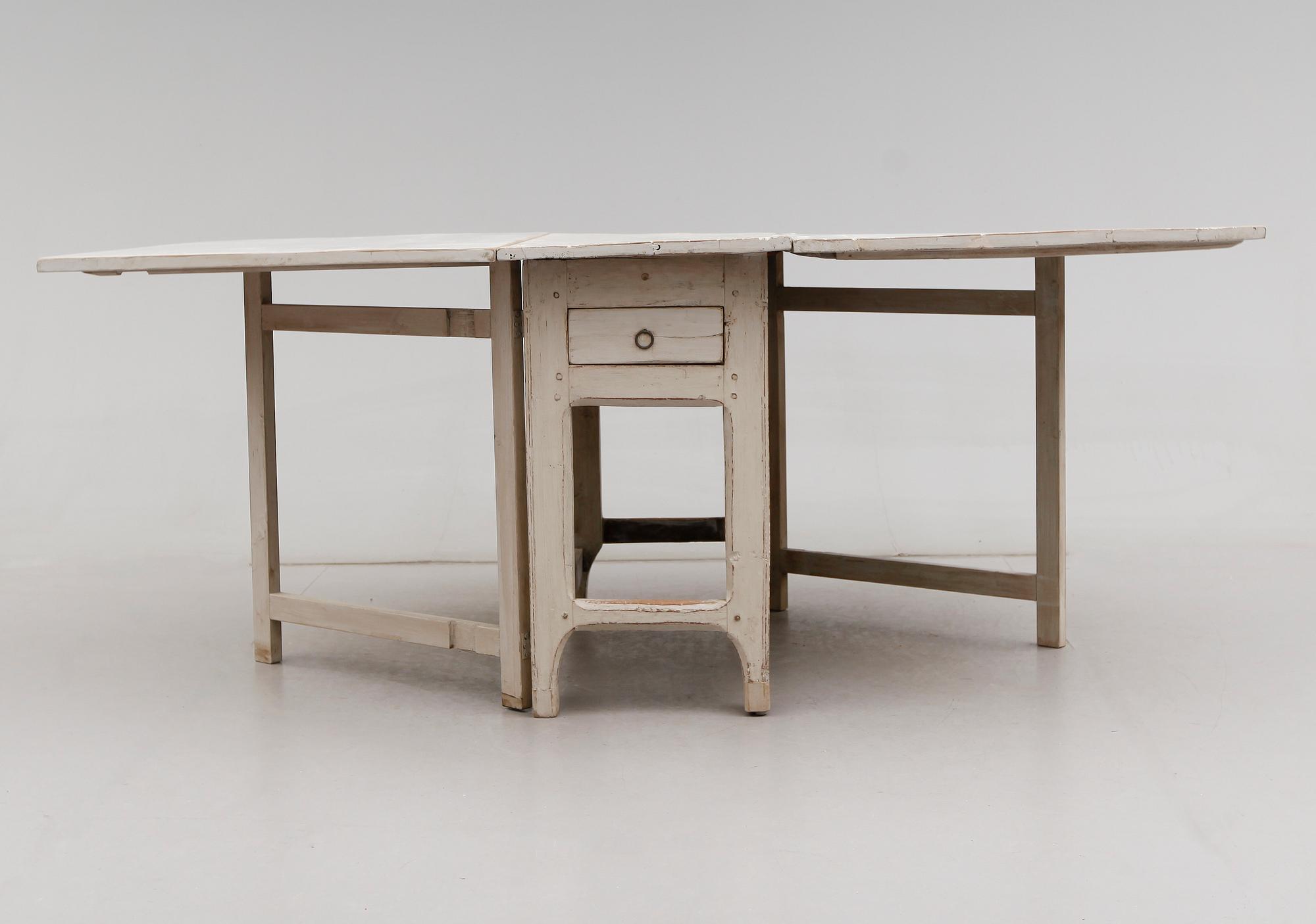 SLAGBORD, 1800-talets första hälft.