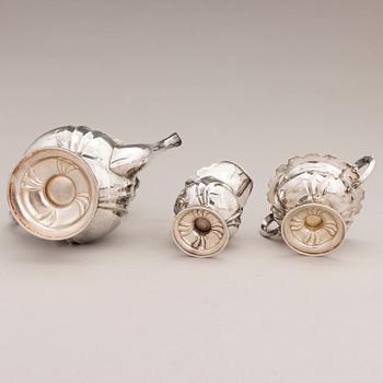 A 3-piece silver coffee set, Auran Kultaseppä oy, Turku 1961 and 1965.