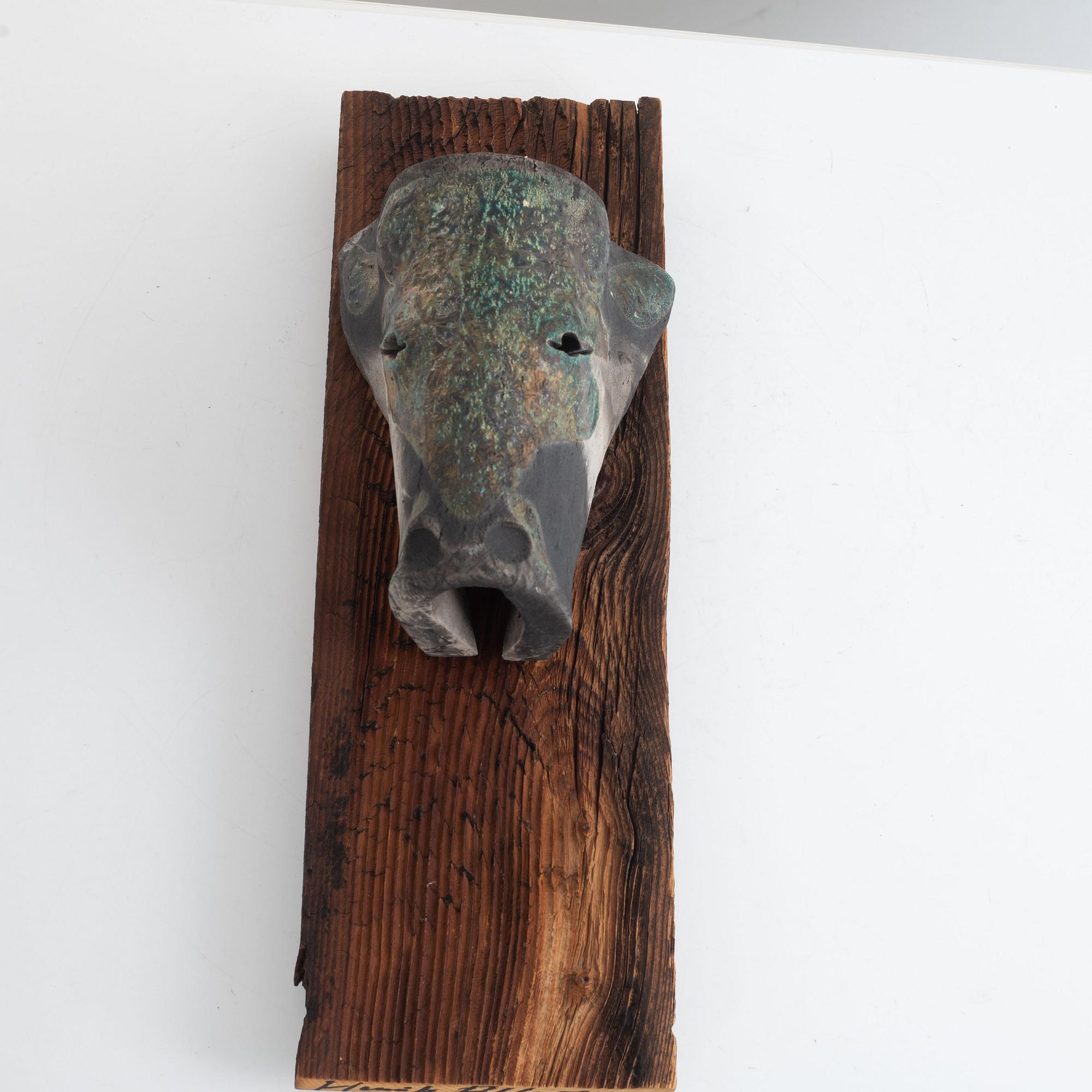 Henrik Allert, Tjurhuvud.