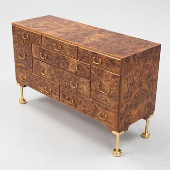 Josef Frank, Tyresöbyrån modell 2170 Firma Svenskt Tenn, formgiven 1954, tillverkad efter 1985.