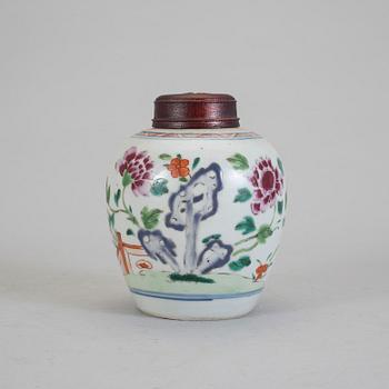 BOJAN, porslin, Kina, Qianlong (1736-1795).