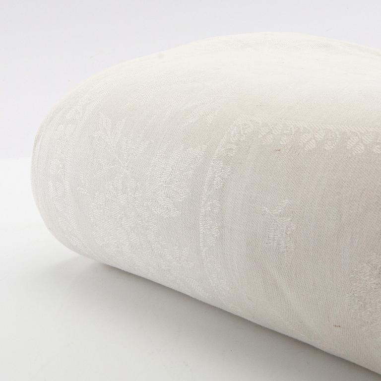 Tablecloth and napkins, 22 pcs, Damask, first half/mid 20th century.