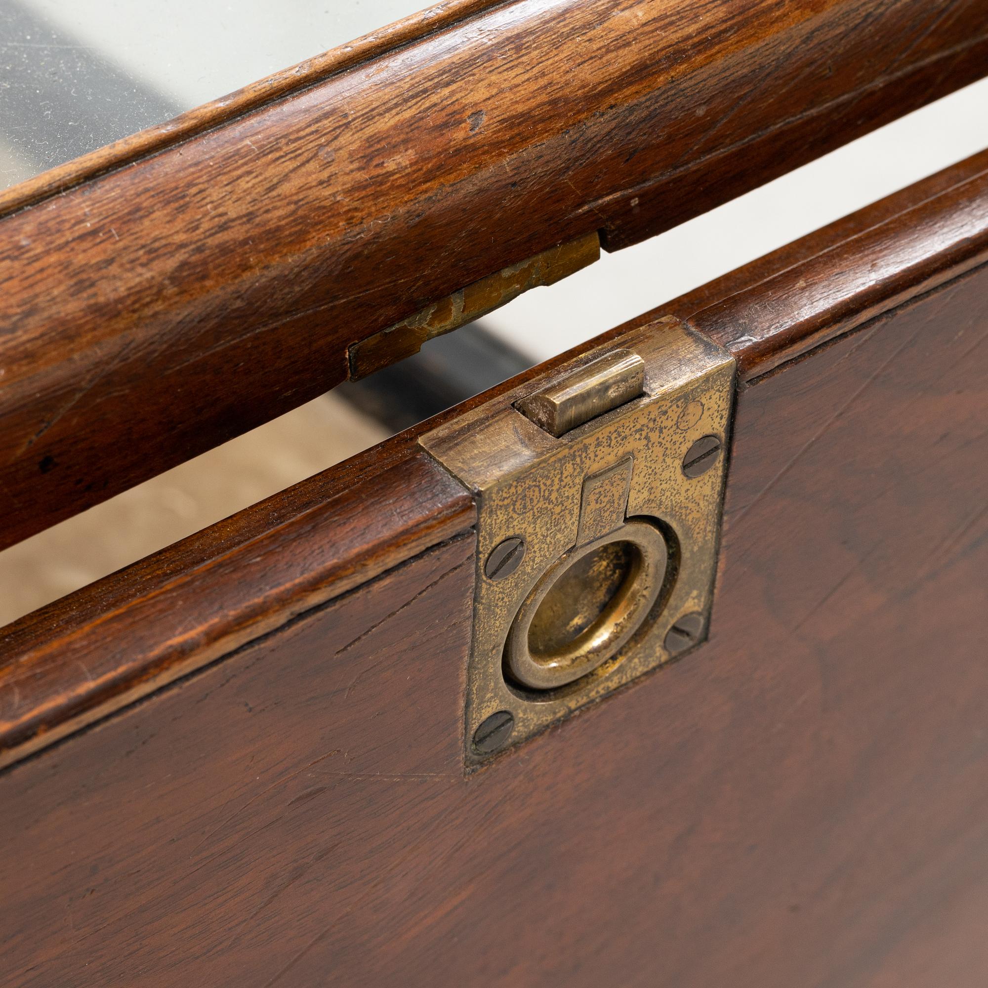 Monterbord, omkring år 1900.