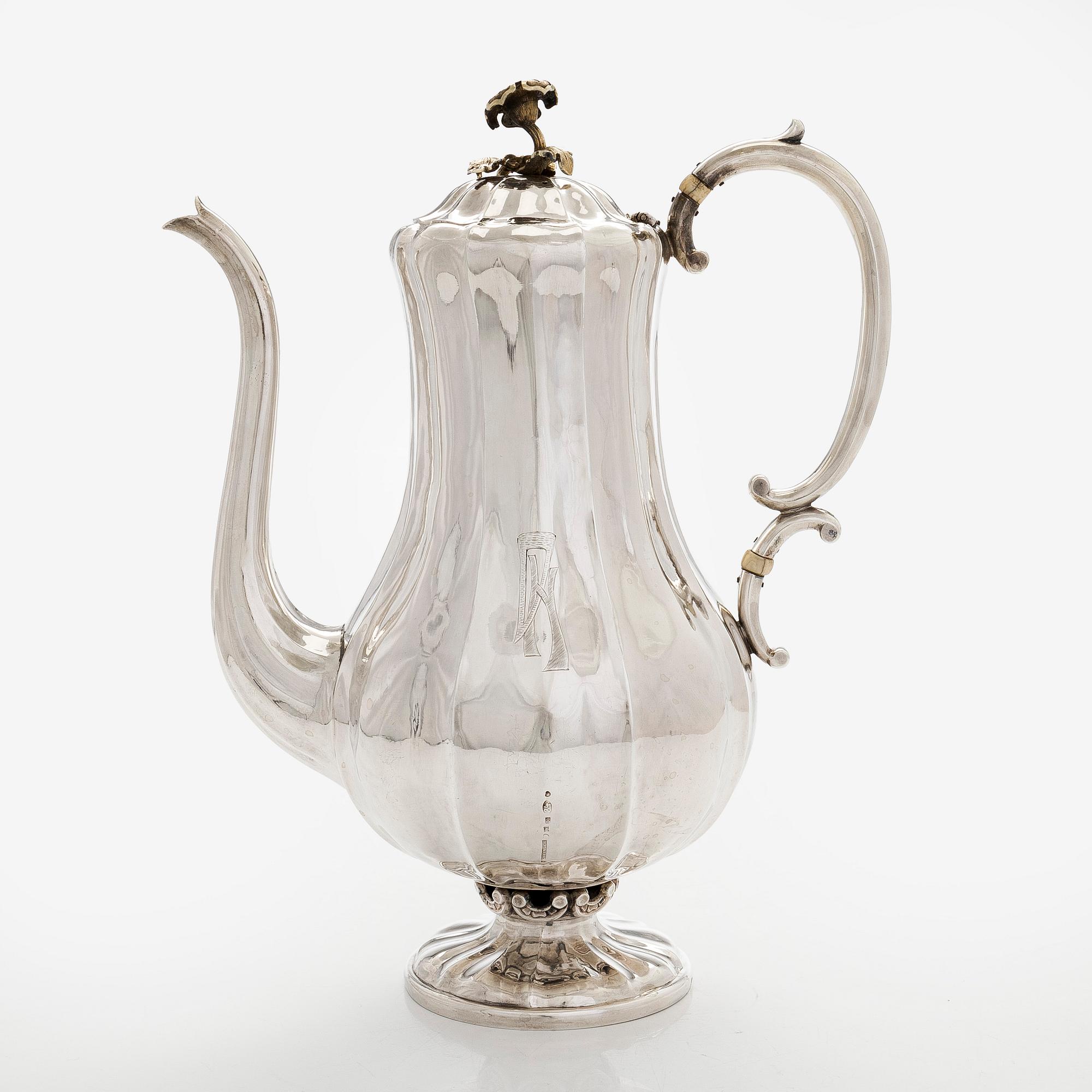A parcel-gilt coffee pot, maker's mark of Johan Gustaf Ettinger, Vyborg 1861.