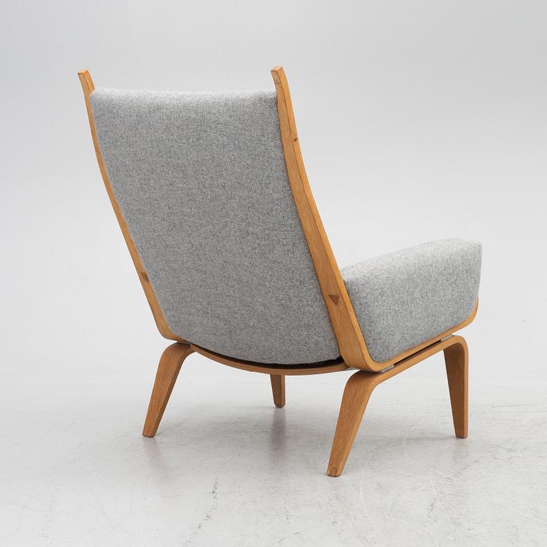 Hans J. Wegner, a model "GE 501-A" armchair, Getama, Denmark, 21st century.