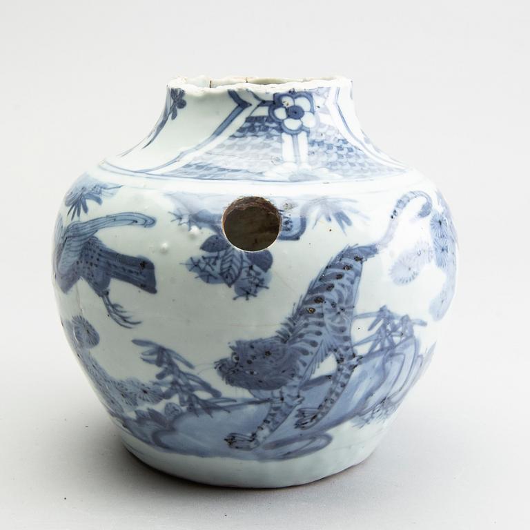 A blue and white jar, Ming dynasty (1368-1644).