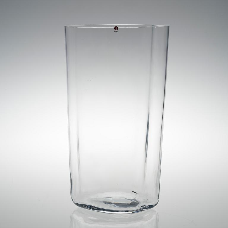 ALVAR AALTO, VASE. Signed Alvar Aalto Iittala 2008. Designed in 1936.