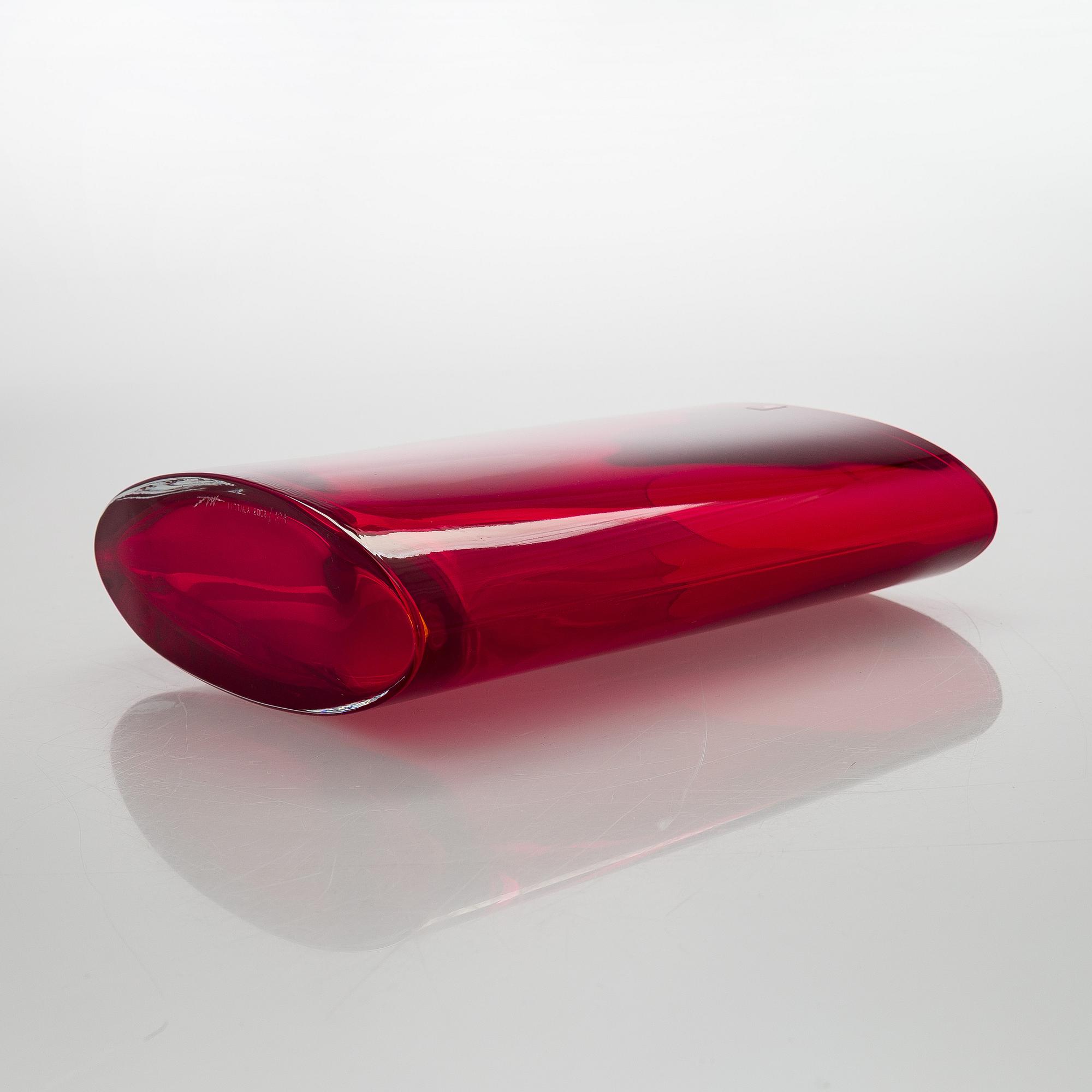 Tapio Wirkkala, maljakko, "Ovalis" signeerattu TW Iittala 2008/108.