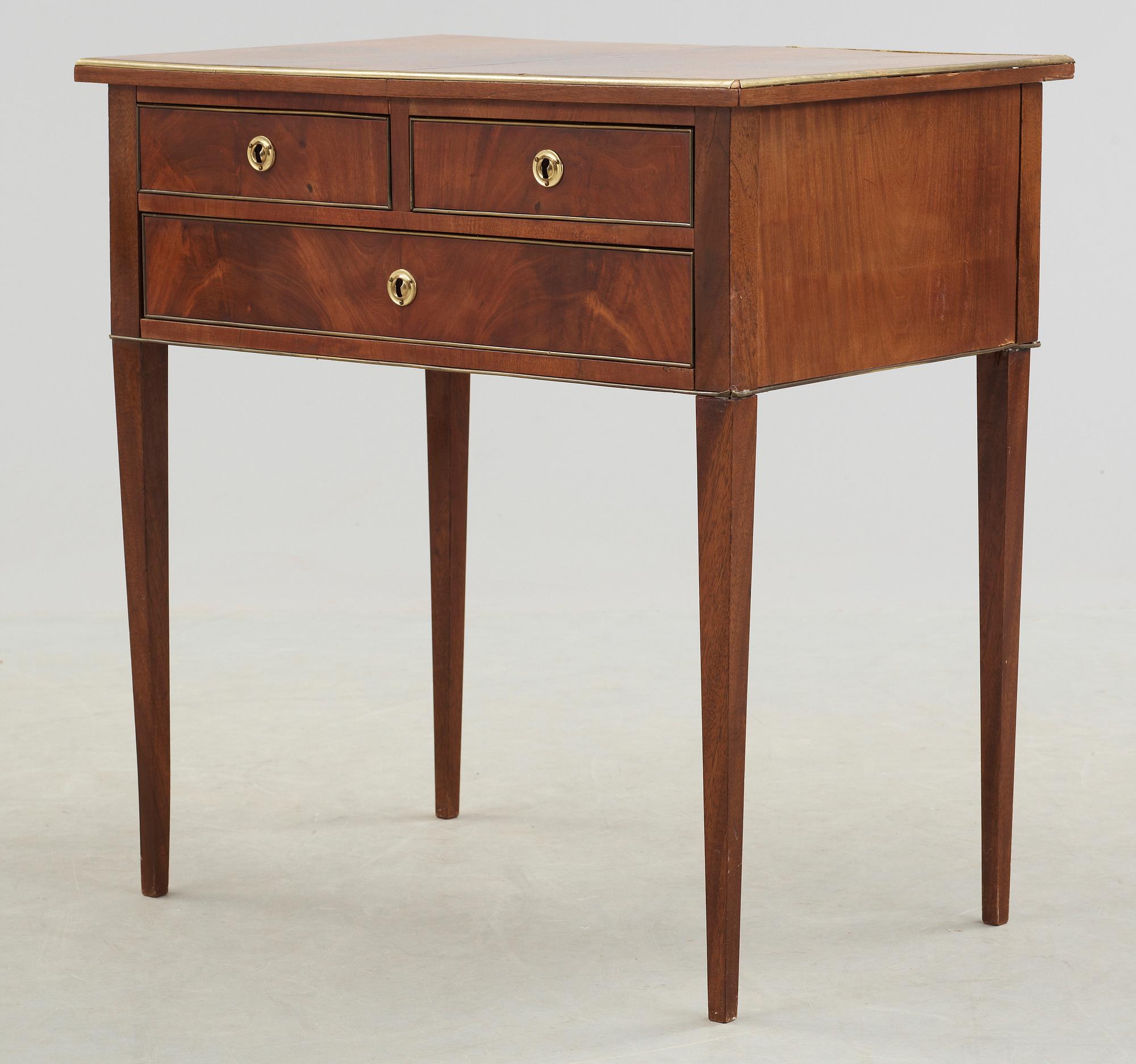 BORD, sengustaviansk stil, 1800-talets slut.