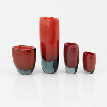 Vicke Lindstrand, vaser, 4 st, glas, sommerso teknik, Kosta.