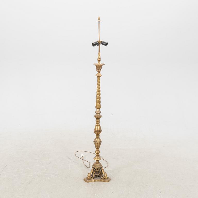 A mid 20th century floorlamp.