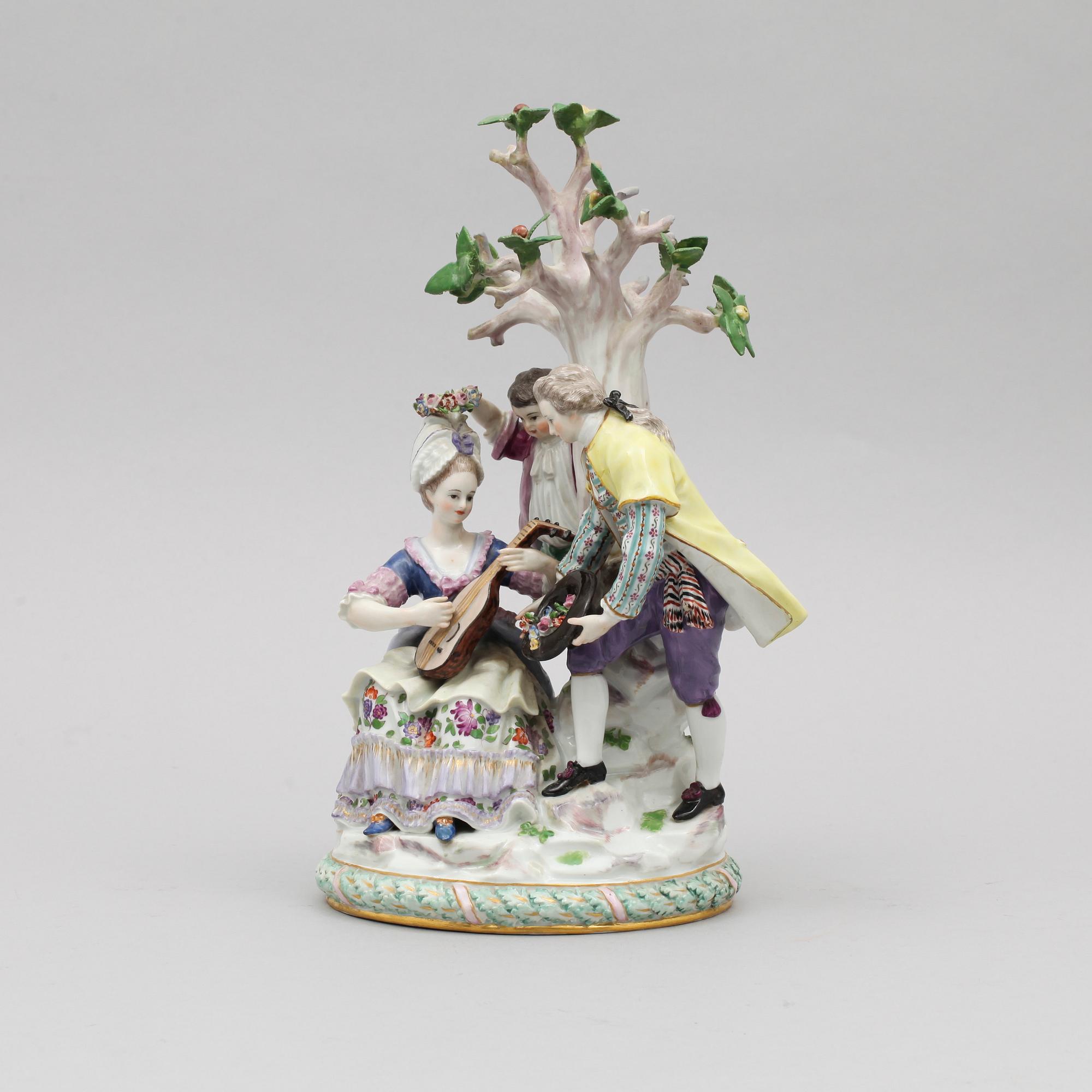 FIGURIN, porslin. Meissenliknande märke, 1900-tal.