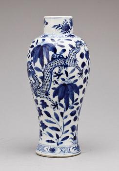 VAS, porslin, Kina, troligen 1800-tal.
