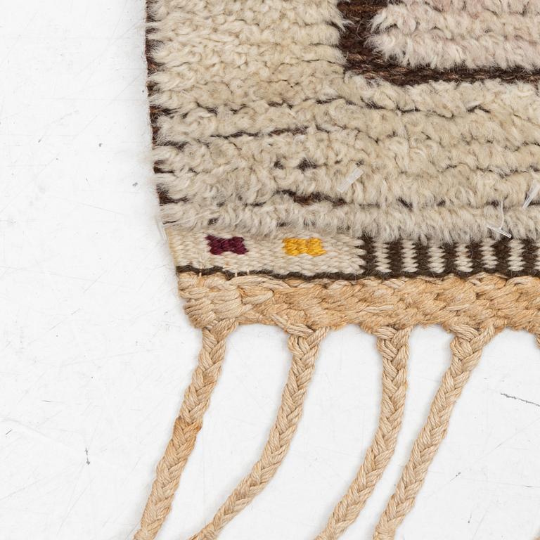 Märta Måås-Fjetterström, A 'Skvattram' carpet, knotted pile in relief, ca 365 x 228 cm, signed AB MMF.
